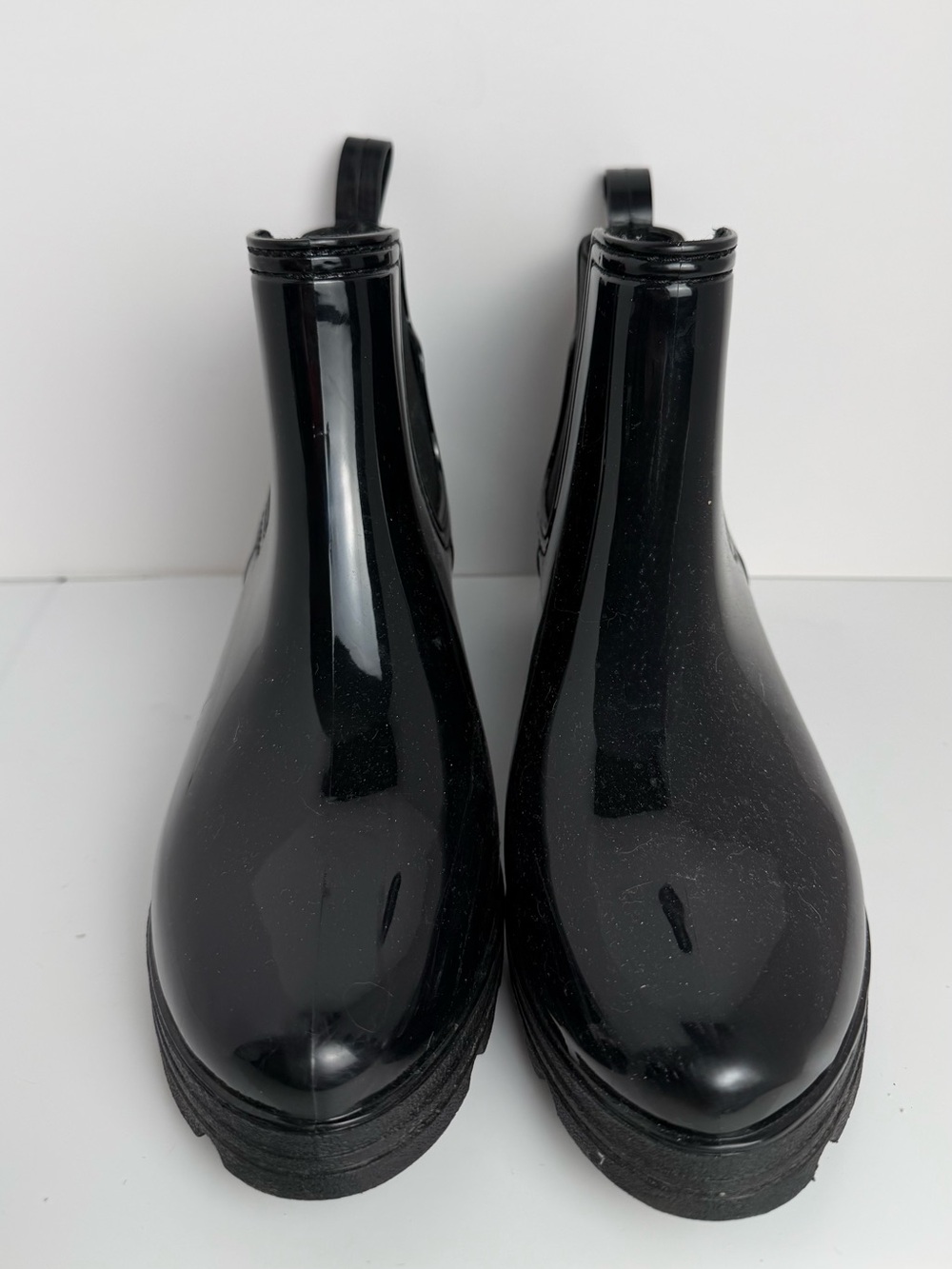 Black Glossy Chelsea Rain Boots Lug Sole Waterproof Ankle Boots EU 40 US 9